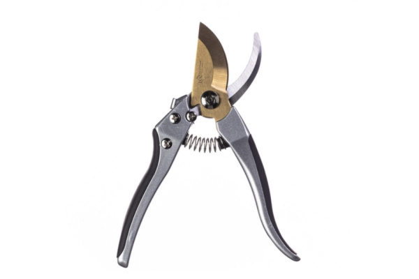 Секатор профессиональный Titanium ЦИ 1381